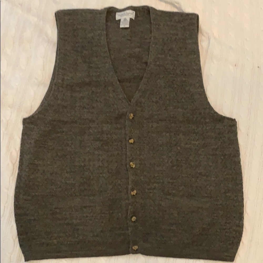 Men’s sweater vest
